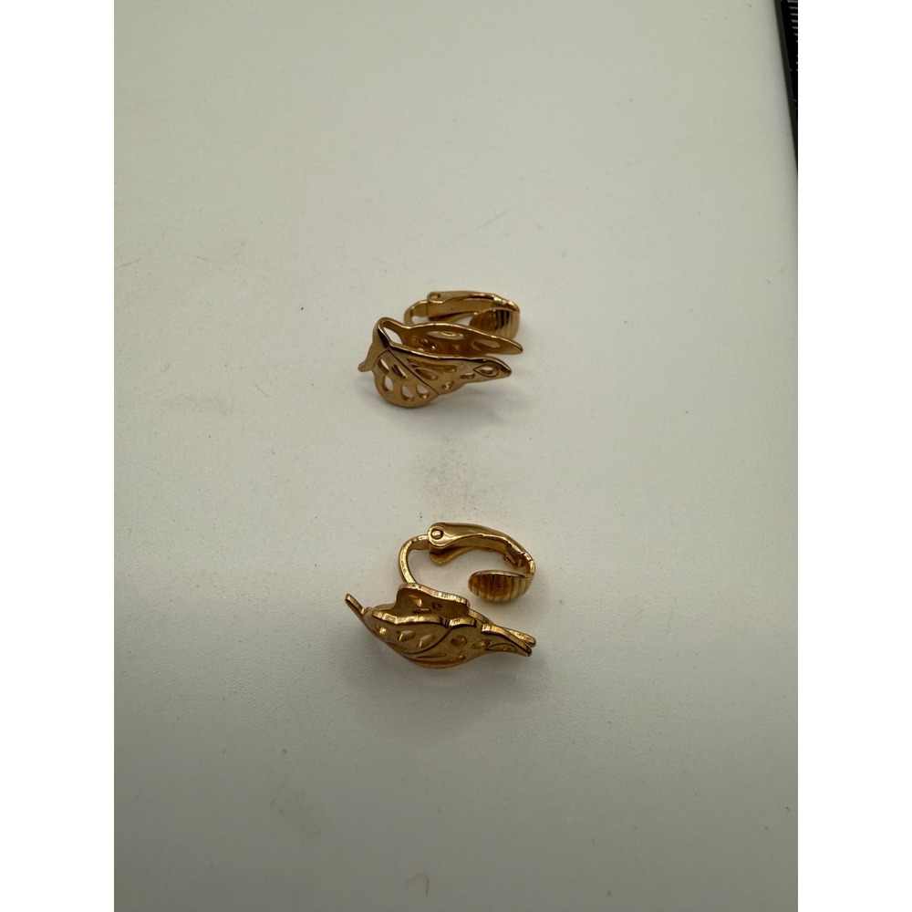 Vintage Avon Gold Tone Butterfly Wing Openwork Cutout Clip On Earrings